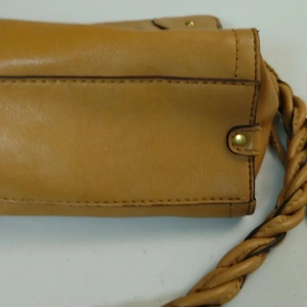 Relic Shoulder Bag Purse Carmel Brown 12" L X 4.5" W X 6" H - Picture 12 of 16